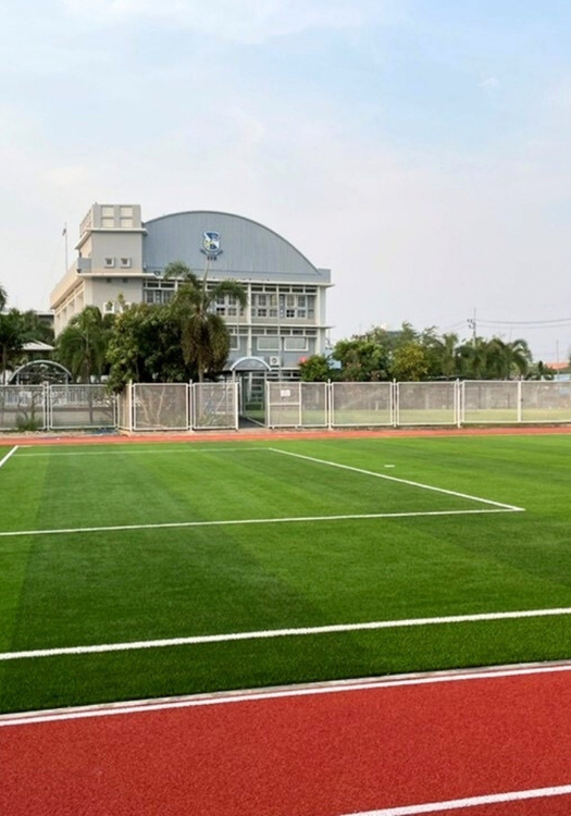 รับสร้างสนามบอลกลางแจ้ง